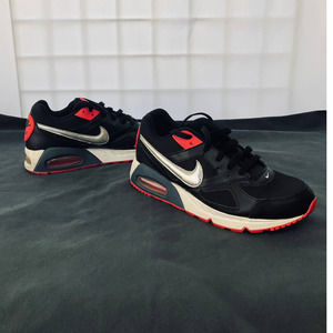 Nike Air Max Ivo, Size 9
